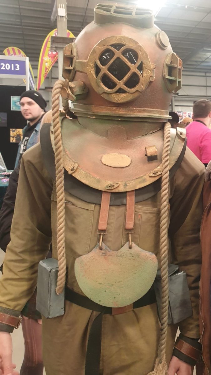 US Navy Mark V Diving Helmet – (9 Kg) - ( DH102A ) - Vintage World Australia - 3